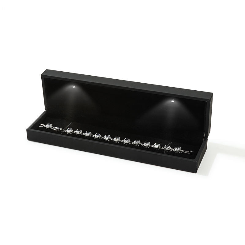 ecrin a bijoux collier